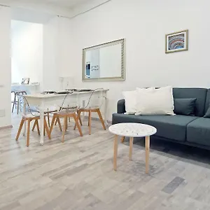 Pompeo Magno White Luxury Roma